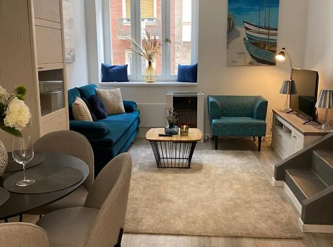 Beach-Style Apartment Downtown, Ujlipotvaros